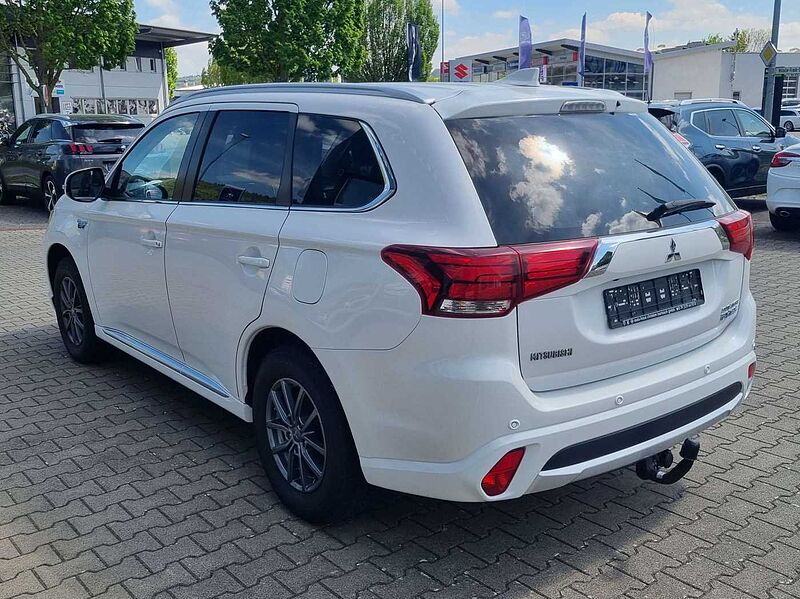 Mitsubishi Outlander PHEV Top 4WD